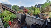 Bild (5b5f0a674e3b76d232213320929c75b6): Vermietet! Flexibler Grundriss: Renovierte 3,5 Raum Dachgeschoss-Wohnung in Schmachtendorf!
